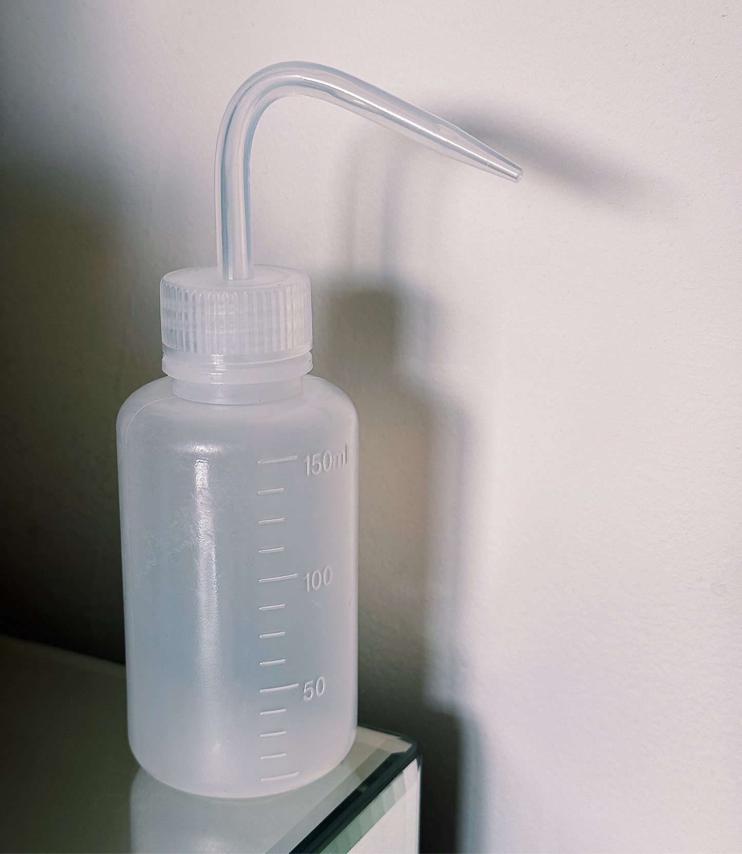 Lash rinse bottle
